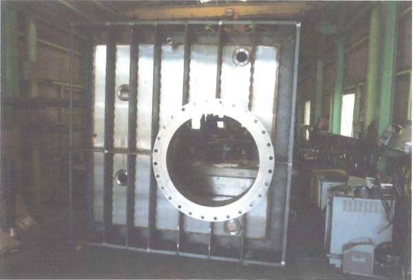 凍結乾燥槽本体